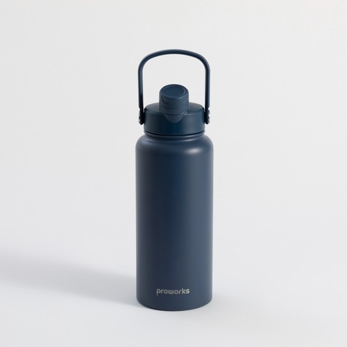 Water bottle with - 1l, straw