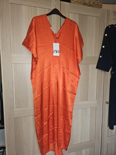 Bnwt satin viscose neck - bnwt, v-neck