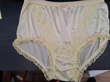Vintage style yellow frilly lacy nylon knickers/panties/briefs large.