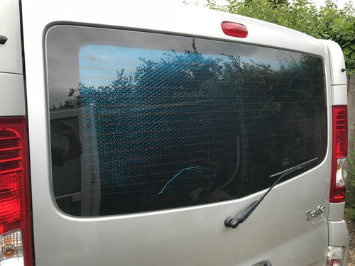 Thermal window blind rear - window,