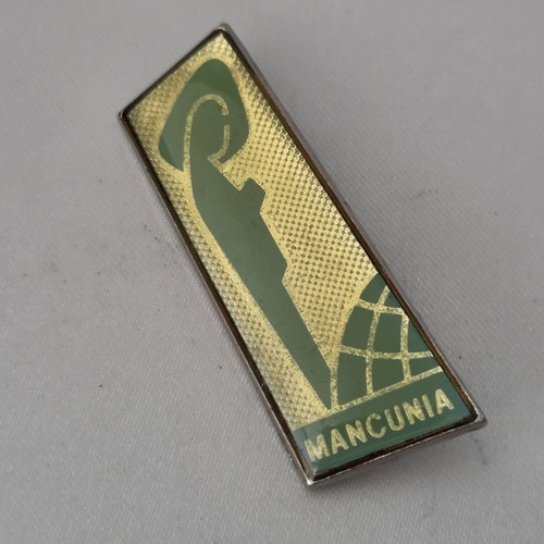 Vintage mancunia enamel badge - vintage,