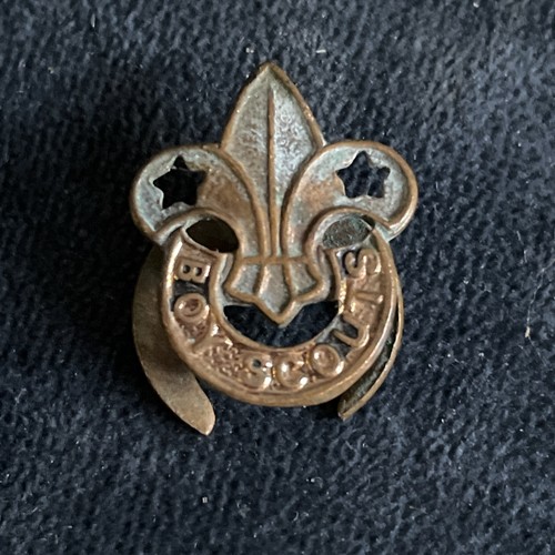 Vintage metal boy - boy, badge