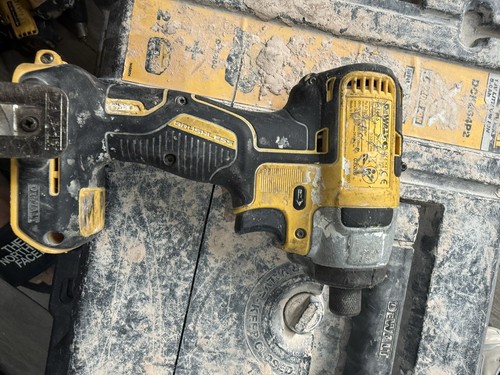 Dewalt dcf886 18v brushless - dcf886,