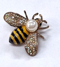 Vintage Enamel Bee Brooch / Bumble Bee Brooch with Clear Stones