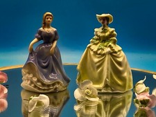 Vintage Figurines Pair