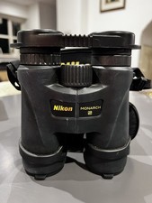 Nikon Monarch 5 M511 10x42