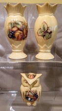 Ansley's Orchard Gold Vase x 2