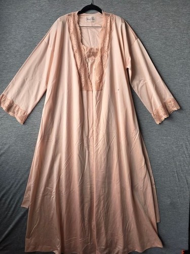 Vtg vanity fair peach peignoir - vtg,