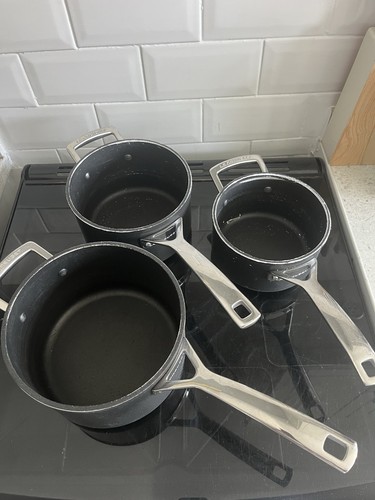 Creuset toughened non stick - le,