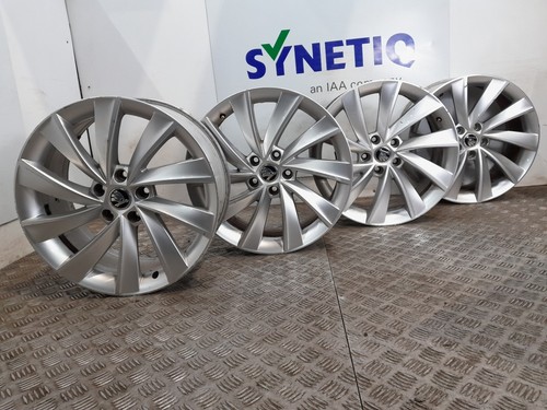 Set genuine inch - 18, skoda