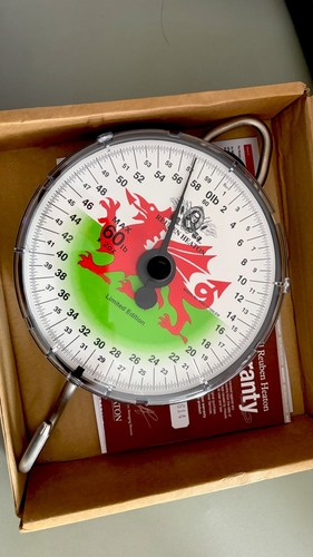 Reubenheaton carp weighing - carp,