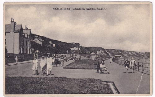 Filey promenade looking - promenade,
