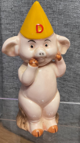 Vintage wonderful piggies - vintage,