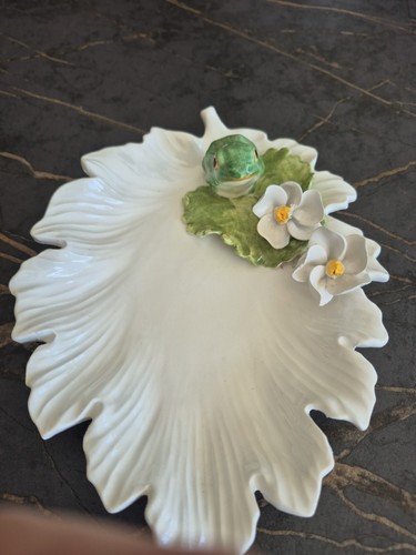 Italian ceramic leaf shaped - italian,