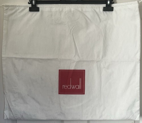 Redwall vintage white - redwall,