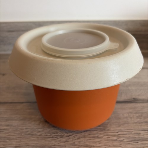 Tupperware vintage mixing bowl - vintage,