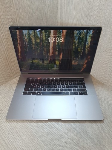 A1990 2019 apple macbook - apple,