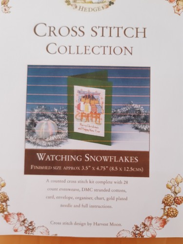 Brambly hedge watching - hedge,