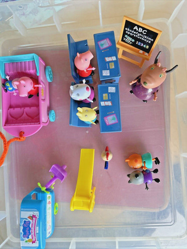 Peppa pig bundle - pig,