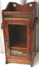 ANTIQUE EDWARDIAN DECORATIVE SMALL TABLE TOP OAK CABINET