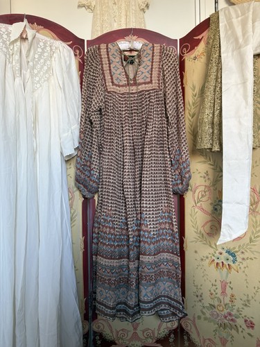 Vintage 70s brown phool hippie - vintage,