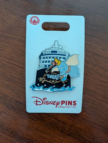Disney crusie line stern - stern, dumbo
