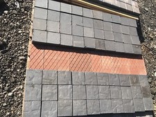 PAVING BLUE BRICK RED BRICK DIAMOND SQUARE CUBES RANDOM
