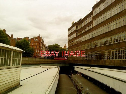 Photo edgware road tube - edgware,