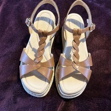 Ladies Clark’s Signature