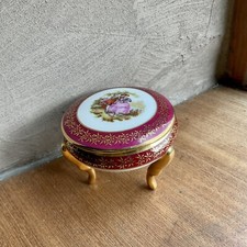 LIMOGES Dish La Reine France