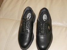 GOLF SHOES