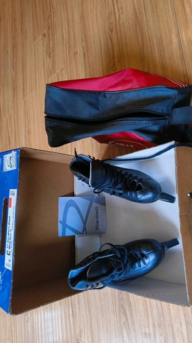 Riedell figure skates size - figure,