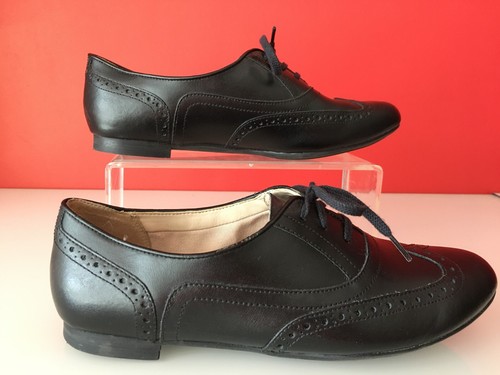 Clarks black leather laceup - clarks,