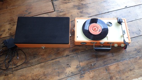 Steepletone portable record - steepletone,