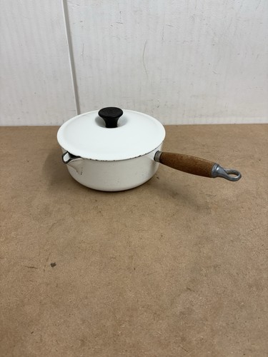 Vintage white creuset cast - le,