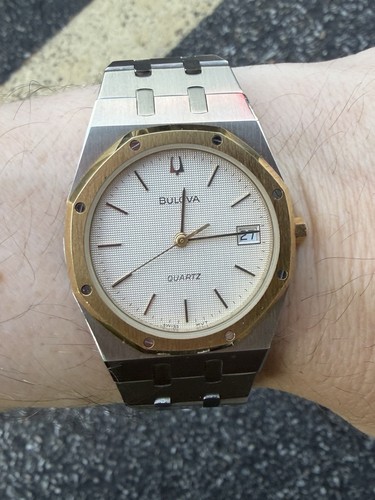 Vtg gerald genta bulova quartz - genta,