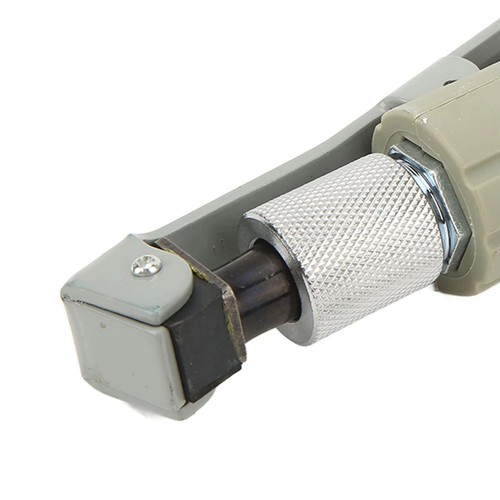 Sandblasting device with four - sandblasting,