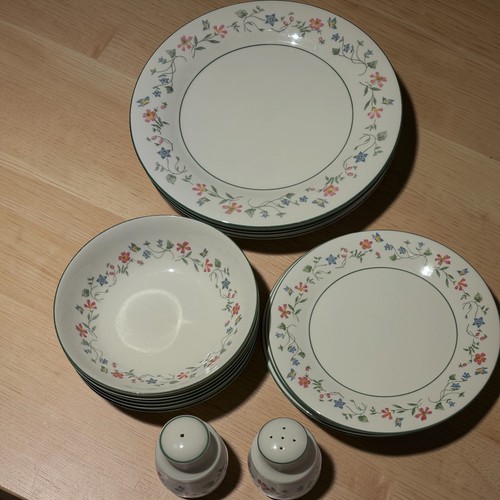 Royal doulton vintage dinner - royal,