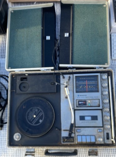 Vintage retro sanyo solid - vintage,