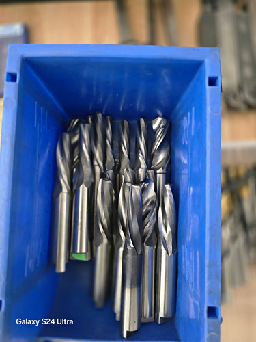 Mixed lot metalworking - mixed,