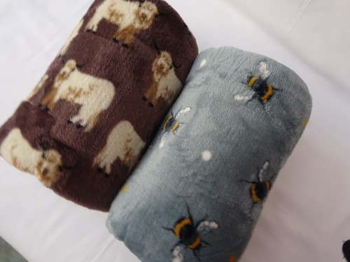 Supersoft microplush throw - microplush, in