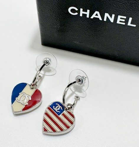 Chanel heart earrings - chanel,