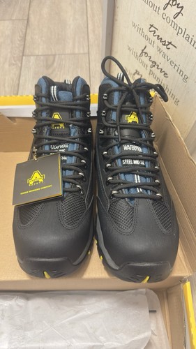Amblers safety boots - brand, new