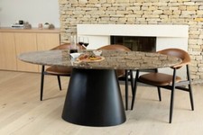 LARGE OVAL DINING TABLE WITH