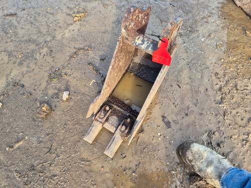 230mm excavator digging - 230mm,