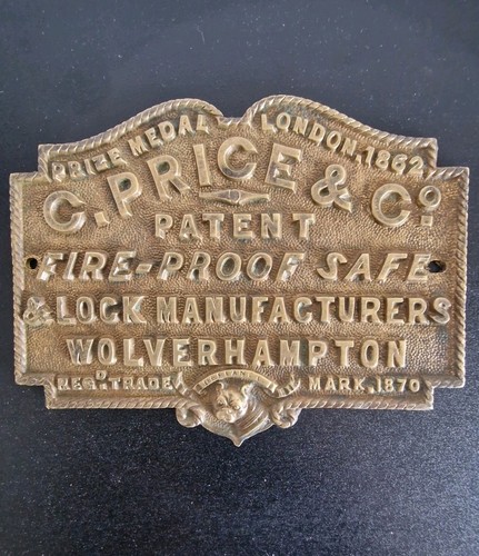 Safe plaque - safe,