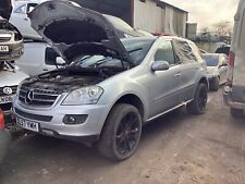 Mercedes ML 320 Cdti Auto 3 Litre 2987cc Diesel Silver Window Clip Breaking