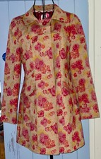 NESS FLORAL RAINCOAT/JACKET