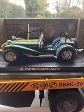 Kyosho 1:18 Caterham Super