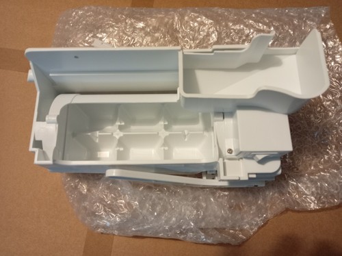 Genuine ice maker assembly - ice,